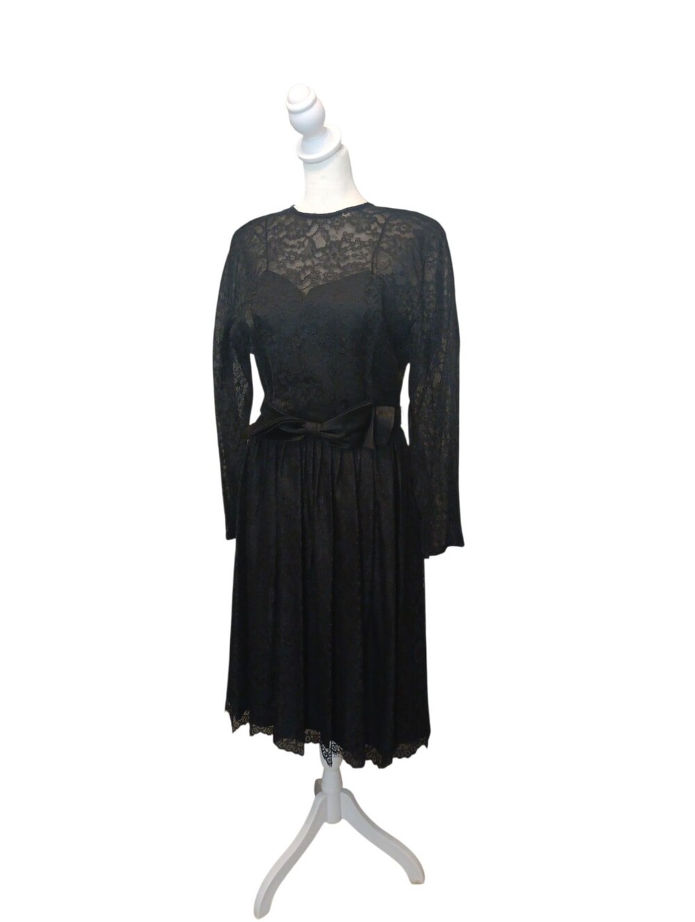 L'aiglon BlackVintage 1950s dress. Elegant